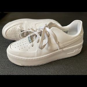Nike Air Force 1 Sage Low Women’s White Leather Everyday Shoe | Size 8.5